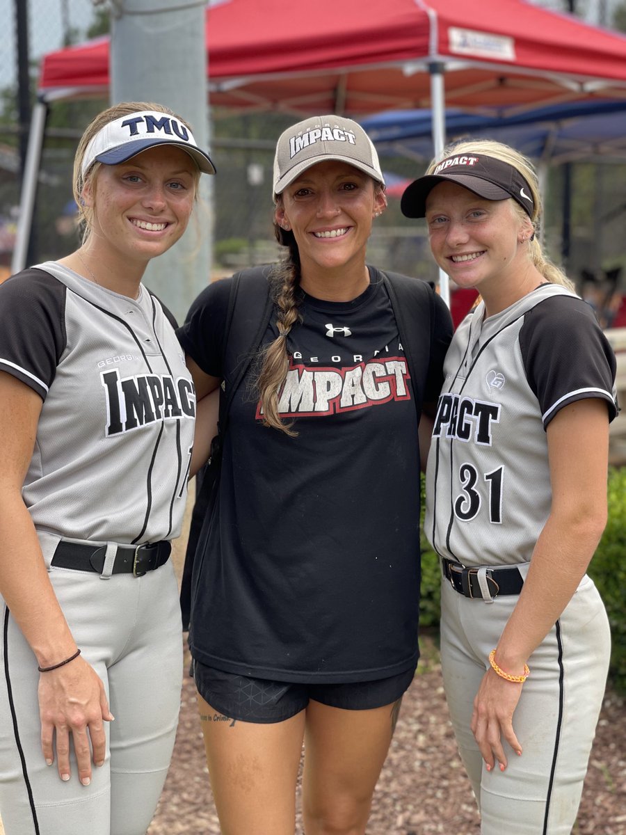 Grace Folds tweet media