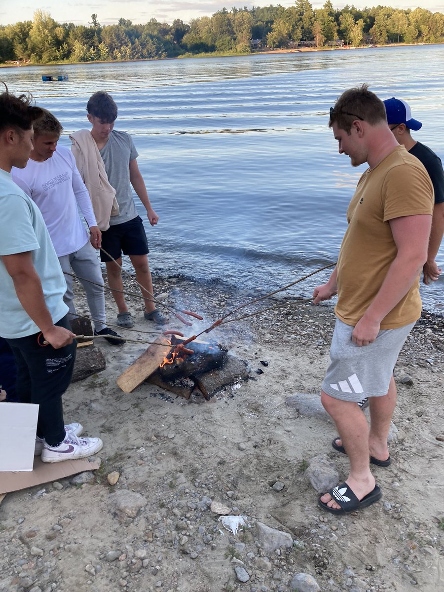Another cracking day on tour up in Ottawa. White Water Rafting followed by dinner cooked on campfire. Thank you @esprit for an amazing couple of days of Water sports and bonfires on the beach!