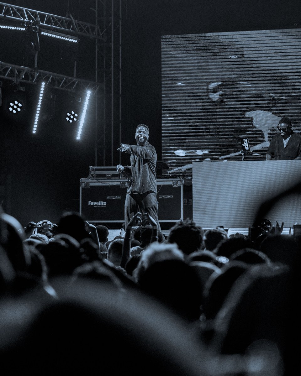 bjcofficial1's tweet photo. @TaycOfficiel shut down the @bkarenarw !
 🔇🔊 30|07|2022 A Night To Remember 🙌🏾
@TaycOfficiel - @Intore_ent @BruceIntore
#TaycLiveInKigali @SKO
  photo @bjcofficial1 

BKiArena  #RwOT https://t.co/nDEcnZpiDN