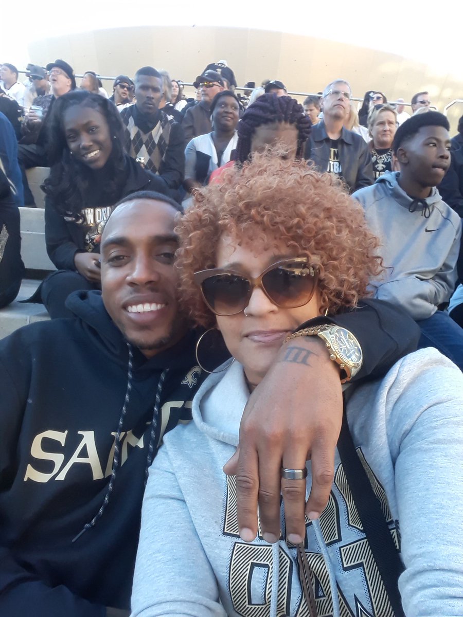 Back like we never left ⚜️Can I get a #WHODAT!!!??!!! <a href="/Saints/">New Orleans Saints</a> Twitter