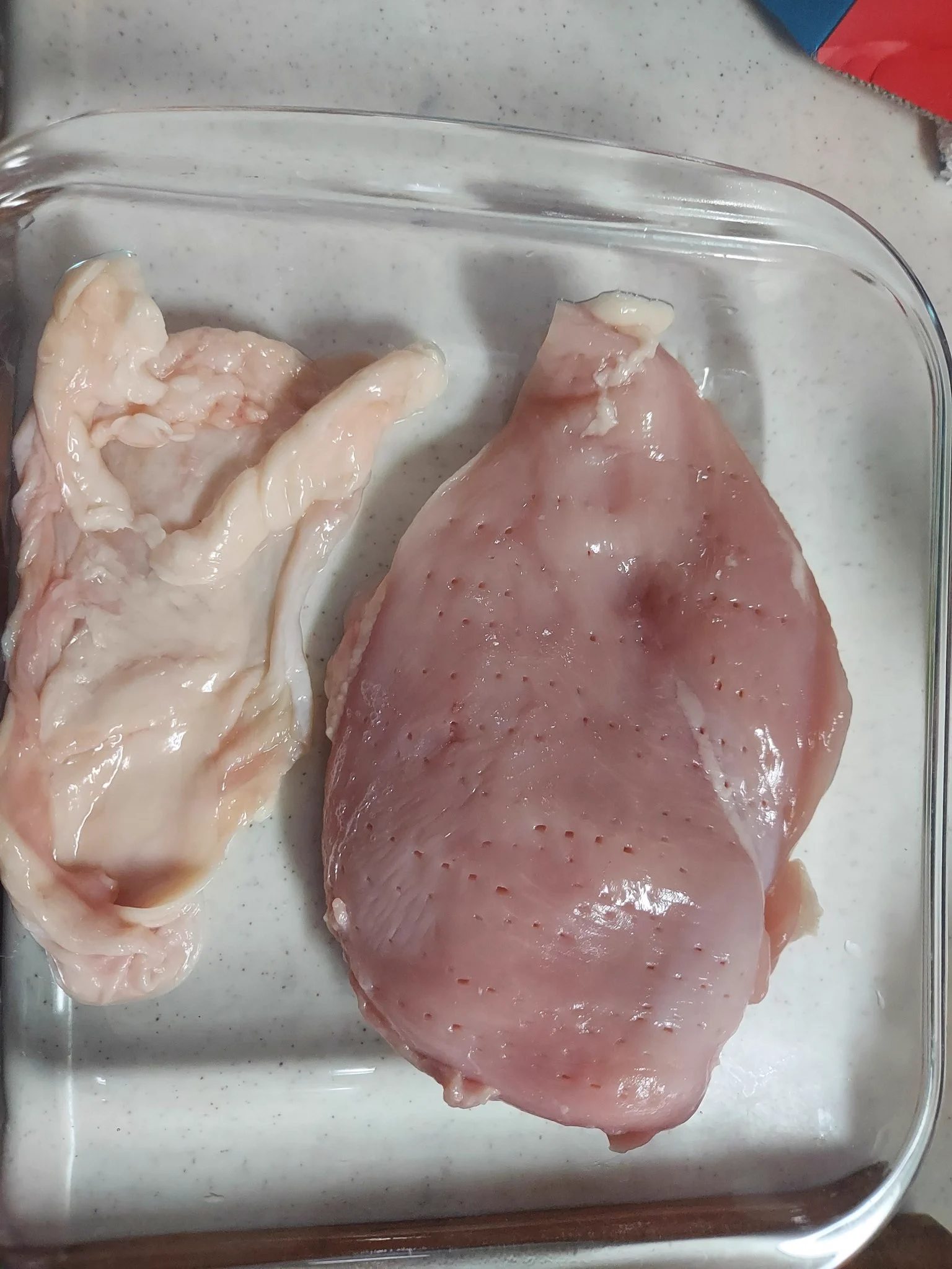 参考に作ってみた( ﾟ∀ﾟ)ﾉ
皮無しむね肉は高いので皮付きを購入し皮を剥ぎ、レシピより大きい肉のためそれぞれの量を少し増して、レンチン(600w3分半)
冷ましてから切るのがお勧め
#鶏むね肉ハム  