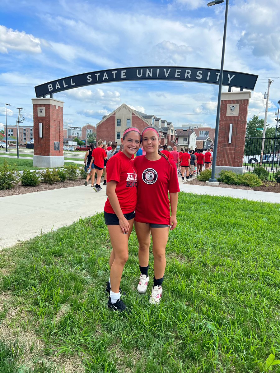 kk samluk tweet media