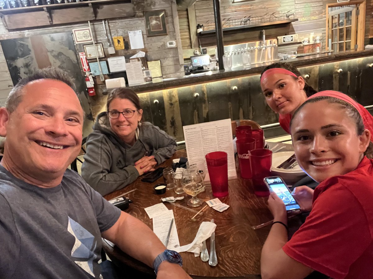 kk samluk tweet media