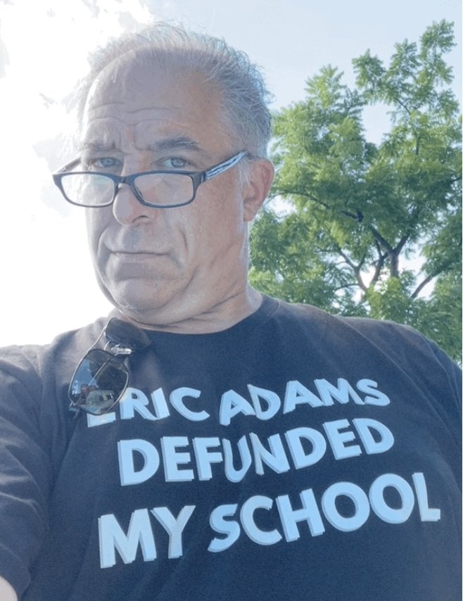 DLeviatin's tweet photo. @jbjorken @DrKYSR @NYCMayor @pscbklyn mayor cut over $1/2 million from our Title l elementary school’s budget while sitting on $5 billion already set aside for our schools… and locked Galaxy for principals!

Find up to the minute numbers, for any school in NYC -
this is public information. 

https://t.co/HJS7lPjdtb https://t.co/CwPlEh3n5e