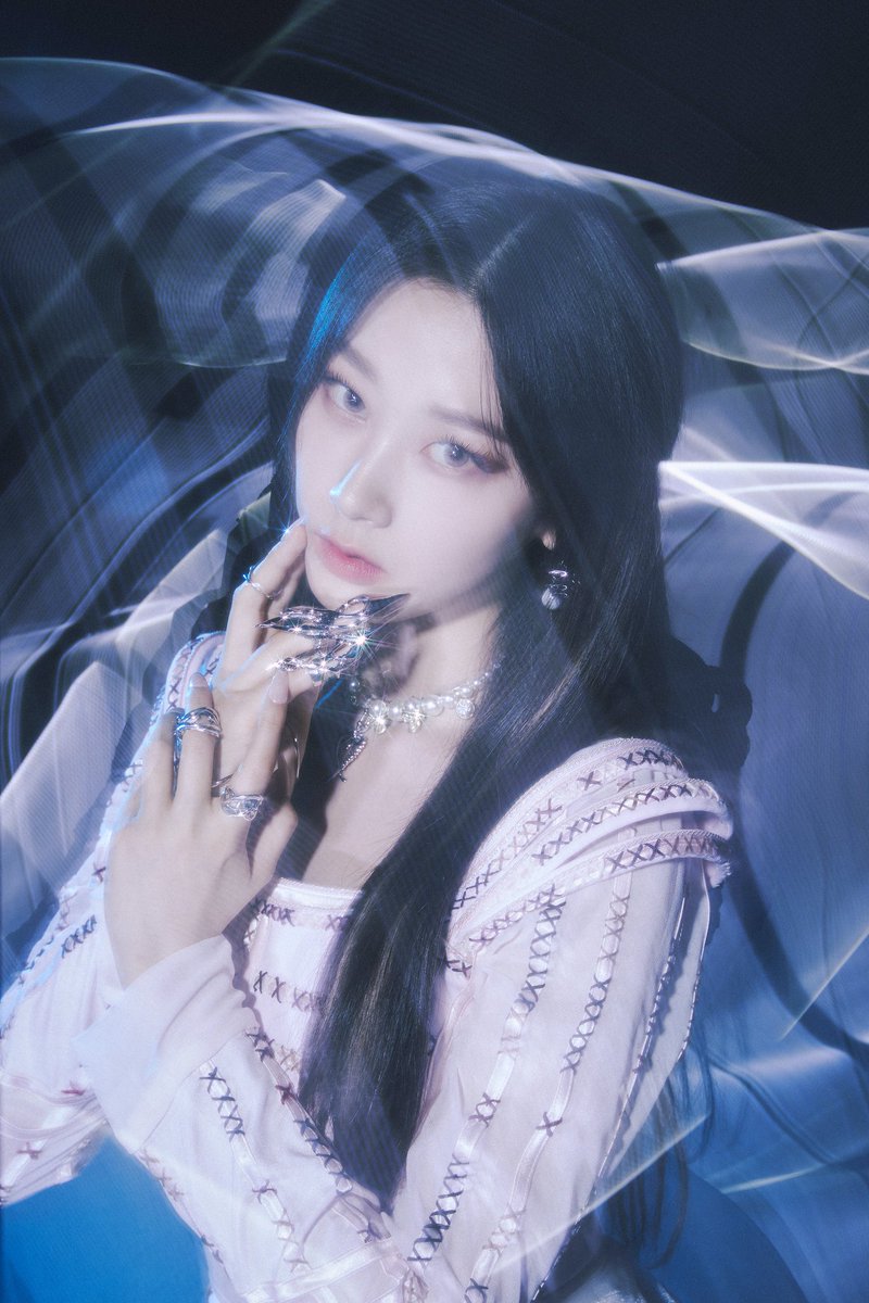 𝚍æbọl𝑖k 🔮 𝑠tä𝕥iōn tweet media