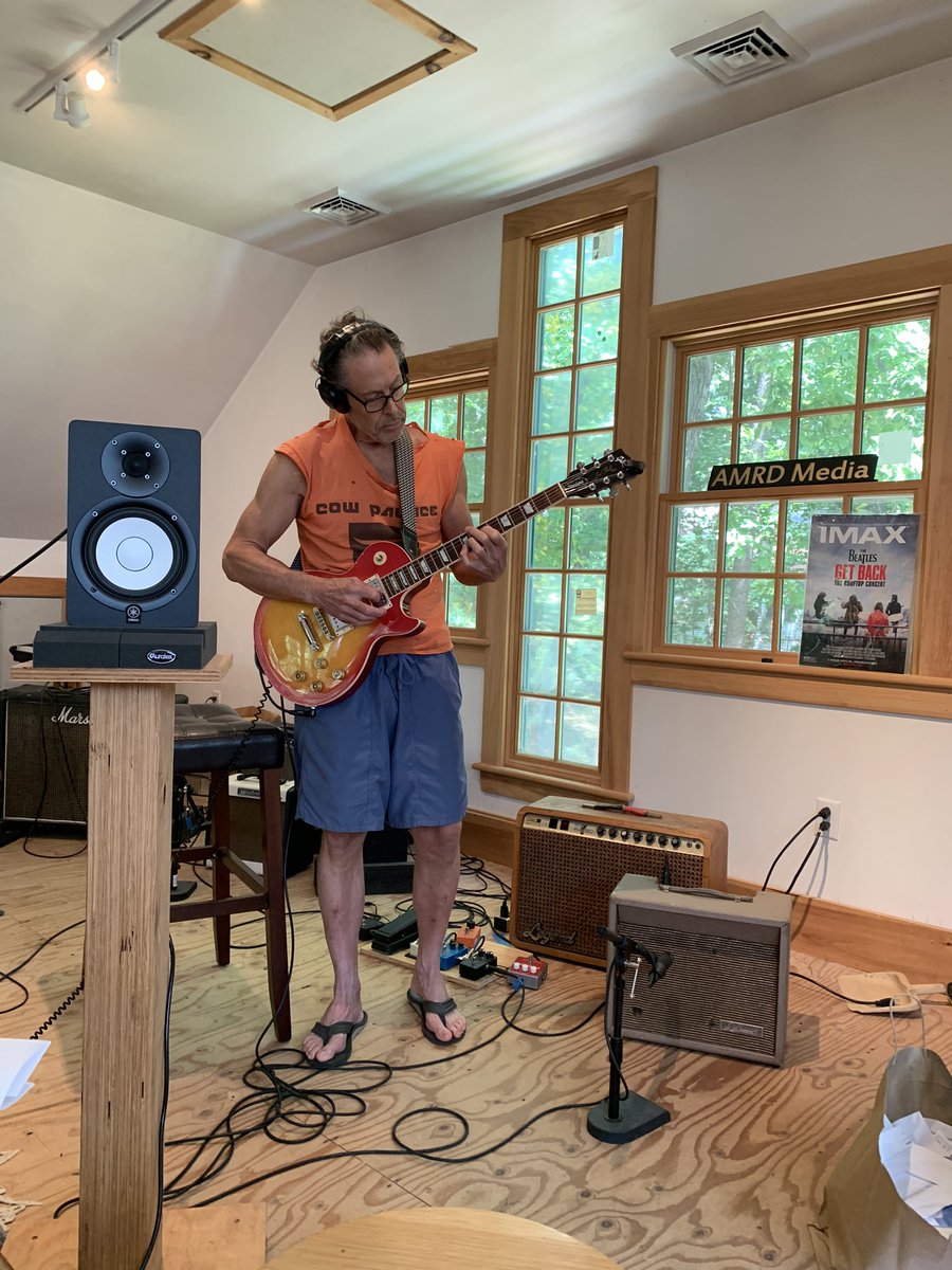 Another productive day at AMRDmedia Studo, as we finished the overdubs on “Helsinki Airport Blues” with another scorching lead guitar by Bryn, before moving it outside to give the shooting range a run for their money! Check out our latest impromptu video on our earlier post! https://t.co/H8faQdDNhR