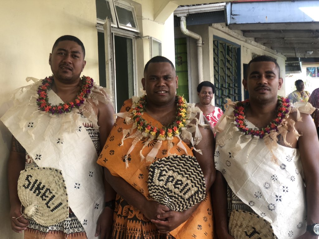 joevuda's tweet photo. Totoka na soqo ni Tailevu. Vakanuinui vinaka ka kalougata na vuvale vou, Mr. & Mrs. Sicinilawa
#NSD14 #Verata https://t.co/Xw87oO00NS