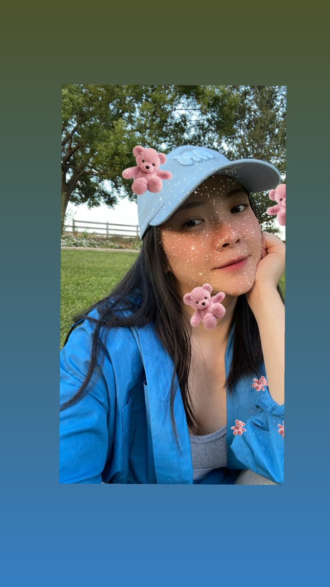 Bored…. Blue is my color. 

🧢 Love this Ape in Clouds Dad Hat. 🦋🐬💙<a href="/BoredApeYC/">Bored Ape Yacht Club 🍌</a>