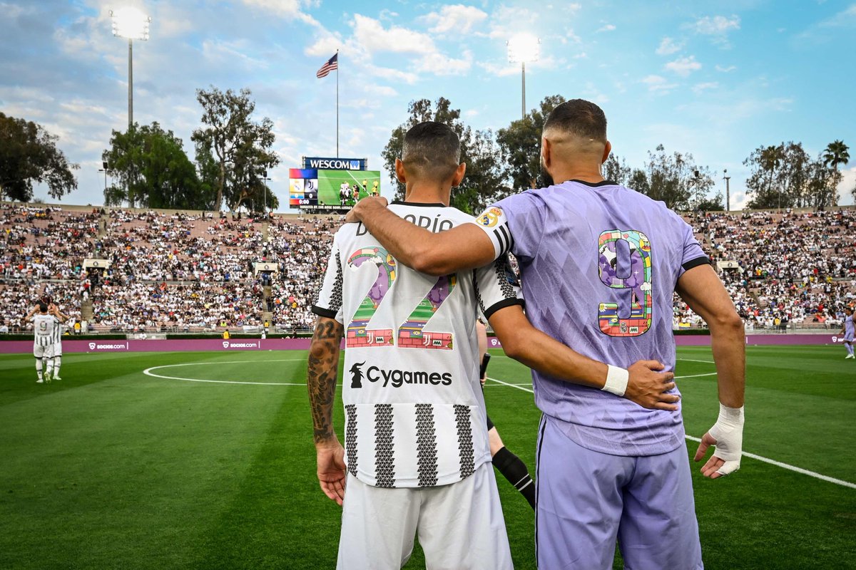 juventusfcjp's tweet photo. #PlayProud! ❤️
#RealJuve #JuveOnTheRoad 
@adidasfootball https://t.co/P3KFmQZw7p