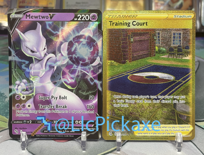 LlcPickaxe's tweet photo. 🚨FREE #Pokemon Cards🚨Follow and Retweet to win. Winner picked 8/5/22🥰 #PokemonTCG  #Giveaway #Giveaway https://t.co/EfOQchA6vH