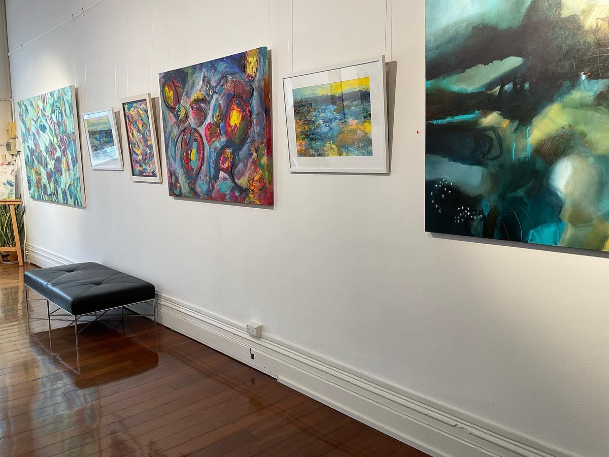 ArtMarxGallery's tweet photo. Come and take a seat in the gallery and admire the abstract art on the wall. 

We currently have a selection of WA abstract art from talented emerging and established artists.

Open today 11-4pm
15 High Street Fremantle

#artmarxgallery #art #artgallery #fremantlegallery #abstrac https://t.co/Oun7jJE3Z7