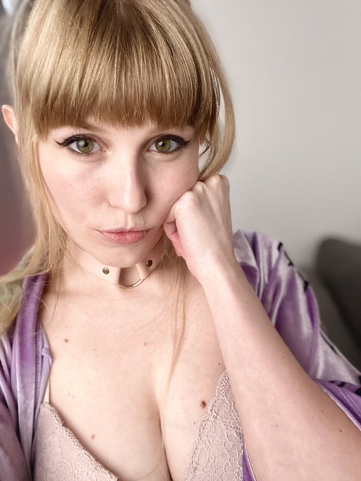 Hey, im live on CB https://t.co/SHSmWBoaUr #webmodels #chaturbategrls #cbgirls https://t.co/SyKhHLSV<a href="/tag/webmodels"class="tags">#webmodels</a><a href="/tag/cbgirls"class="tags"><span>#cbgirls</span></a><a href="/tag/chaturbategrls"class="tags"><span>#chaturbategrls</span></a>