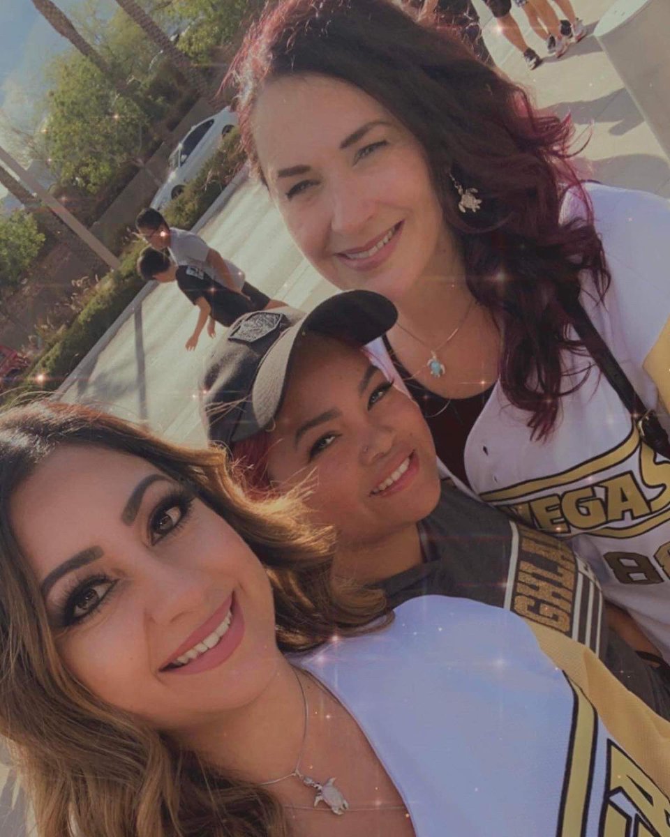 Hockeymom87_15's tweet image. B4V game with my besties! Dylan got 2 home run and 10 points for home run derby. Team Reilly finally won, 27-20. We got Dylan’s hat to match his B4V jersey, woot woot, thanks kid! #fifthline #teamCOGHLAN