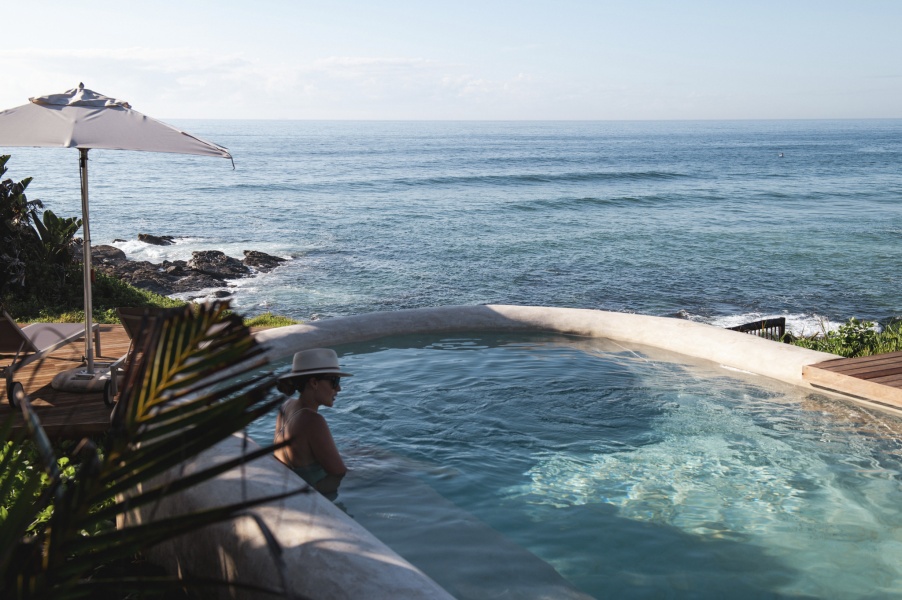 What’s New at the Seaside… Sala Beach House at Thompson’s Bay Kzn exclusivegetaways.co.za/2022/07/11/wha…