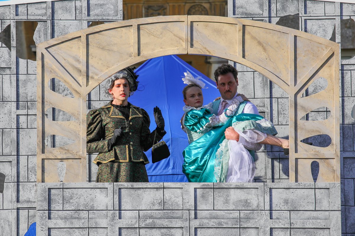 Immersion_Thtr's tweet photo. (3/3) ANNOUNCEMENT: We are thrilled to reveal some of the wonderful production shots for our summer tour of THE IMPORTANCE OF BEING EARNEST!  Thank you to the fantastic @the_ocular https://t.co/hKAfzecwXe
