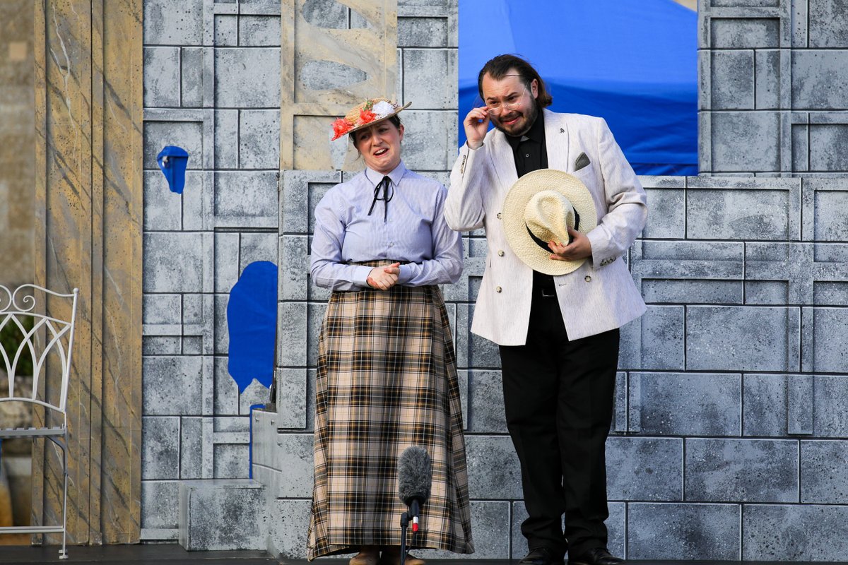 Immersion_Thtr's tweet photo. (1/3) ANNOUNCEMENT: We are thrilled to reveal some of the wonderful production shots for our summer tour of THE IMPORTANCE OF BEING EARNEST!  Thank you to the fantastic @the_ocular https://t.co/lw7XdMEHjT