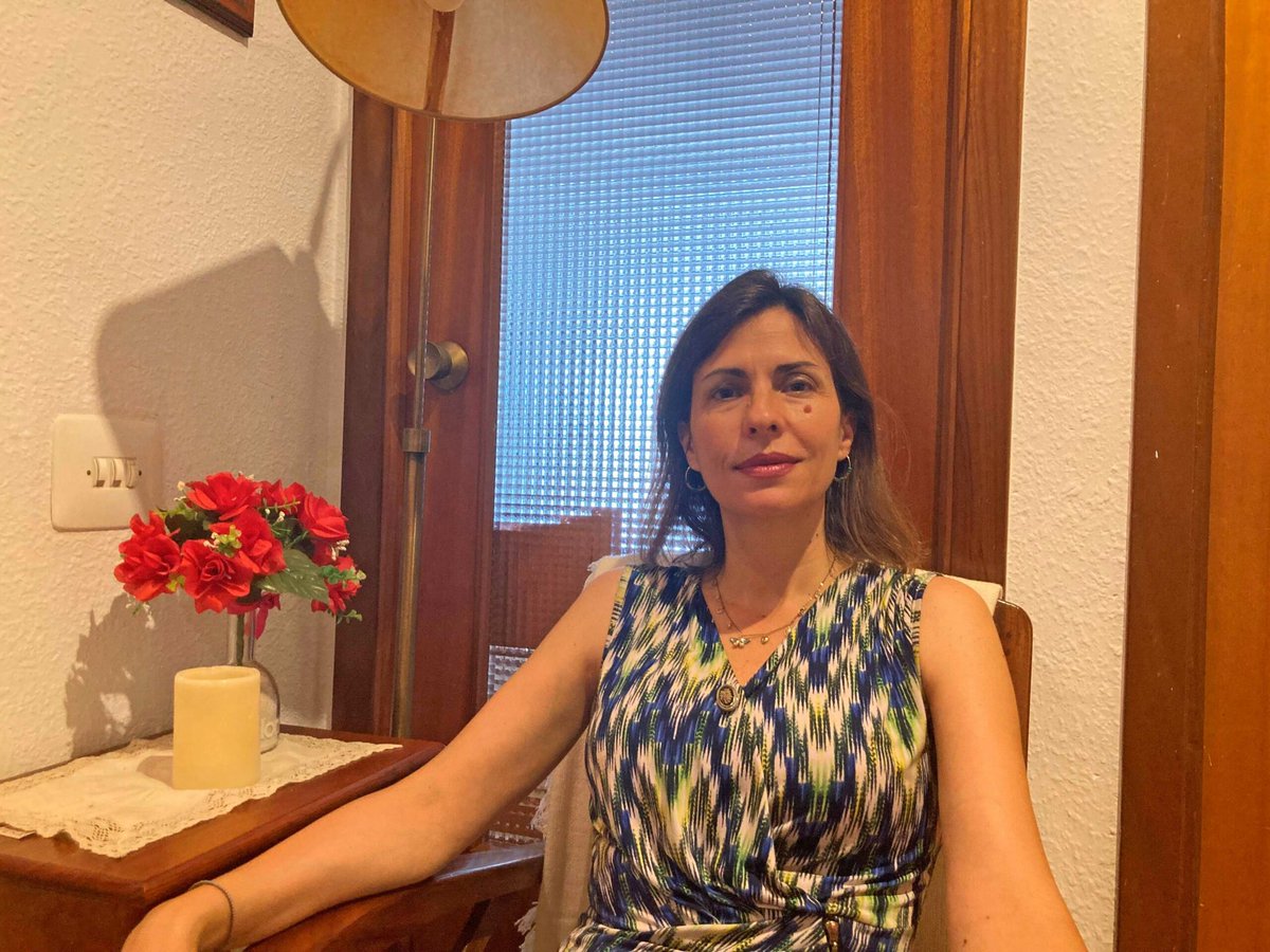 ValenciaCaritas's tweet photo. ♥️ #CáritasValència "Concha, Bea y Lili me han acogido en su equipo con una grandísima exquisitez. Es un regalo aprender y dejarme guiar por ellas. Poder acompañar a las mujeres africanas a las que intento enseñar español está siendo un aprendizaje para mi". Sandra, voluntaria. https://t.co/ntkK5jm8UR