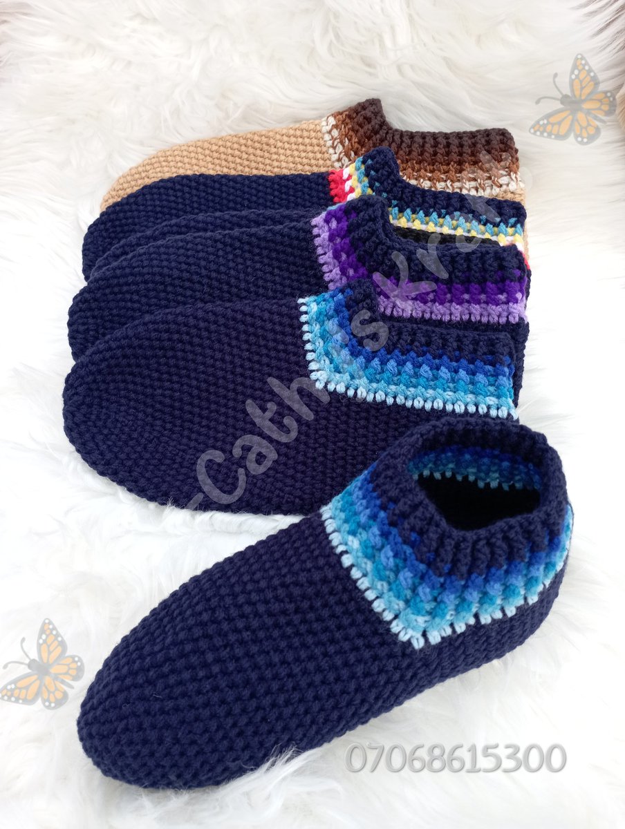 MarCathys_Kraft's tweet photo. Cold got nothing on you😁🤩
#crochet_shoes #crochetslippers #crochetsocks #crochet_shoes_for_adult #crochet_shoes_for_all #coldfeet_remedy #coldfeet_solution #hand_crafted #crochetfashion #crochetgiftstore #handmade_gift #handmadegift_store #hand_crafter 💯%#handmade https://t.co/u0ur3F57GC