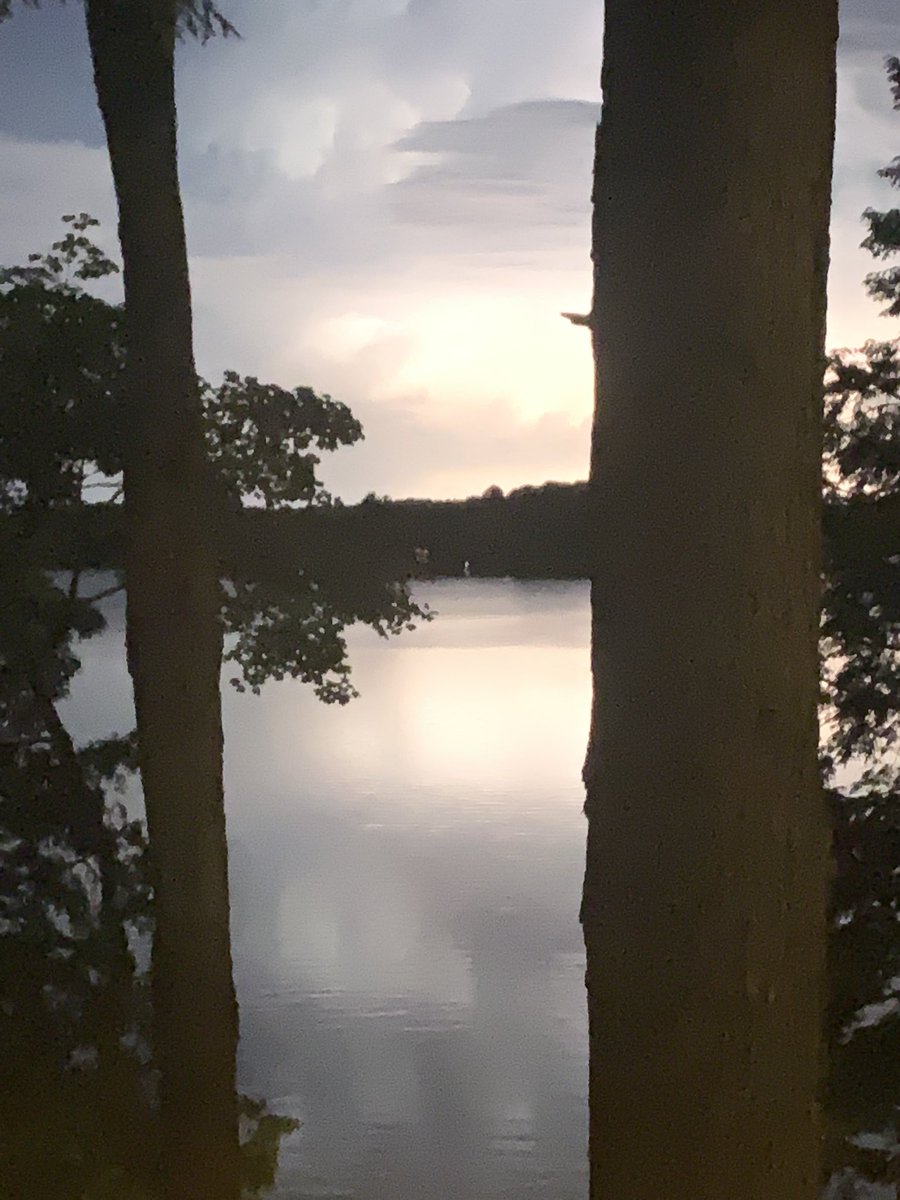 MrDolan14's tweet photo. At the night show,,,,, anything can happen at the night show ⚡️ #UpperPeninsula #JustNow #WildUP @NWS @Skilling https://t.co/JUHjCJzQZ6