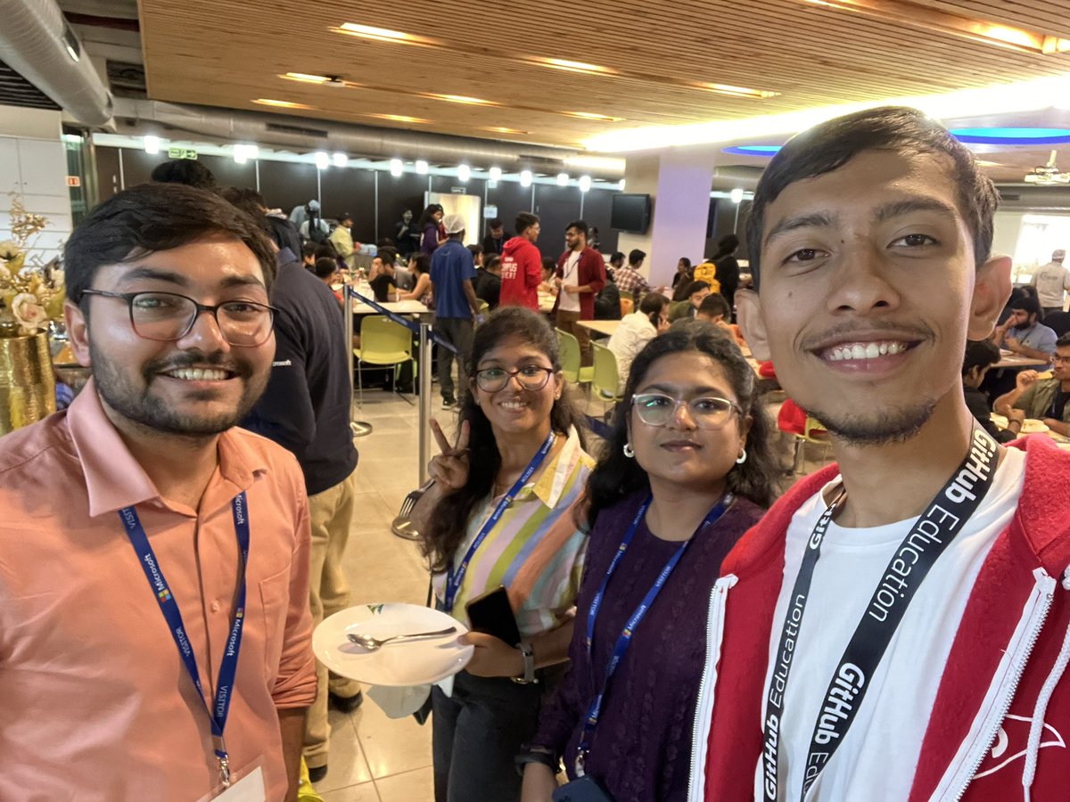 sagaruprety9's tweet image. Smiles everywhere 😂😎 

#githubfielddayindia #githubcampusexperts
