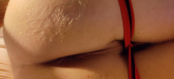 Laying in bed with a horny hole.🍆🕳️😈 https://t.co/tYi4BKQtPX