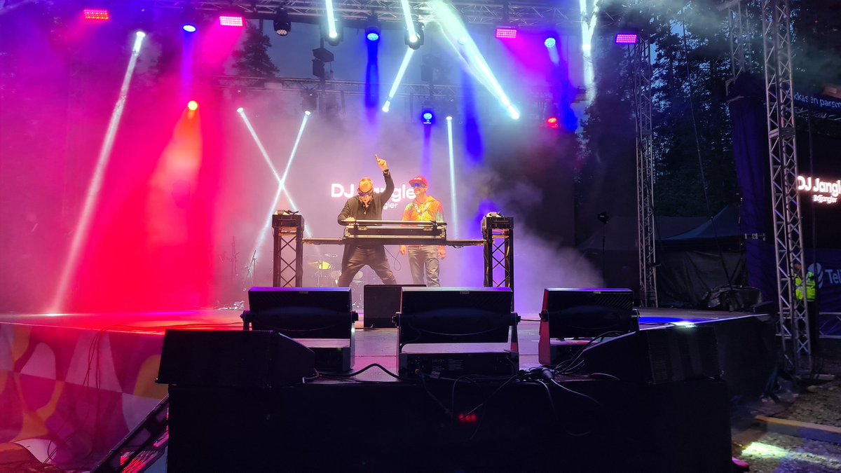 klakegg's tweet photo. Where may I get the DJ badges? #speiding #Kajo2022 https://t.co/DvuXt2l1A9