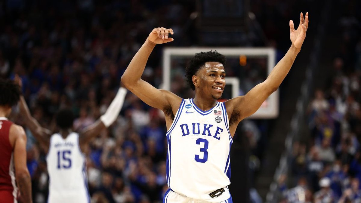 DukeOpinions's tweet photo. Jeremy Roach will be a 2022-23 All-American. 

Duke is in good hands. https://t.co/9volc8XDED