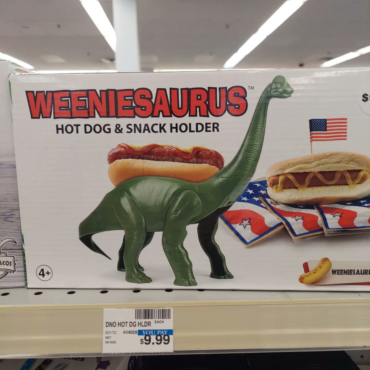 COwsley33's tweet photo. Why do you torture me @cvspharmacy #tacosaurus #dinosaur #tacoholders #kitchengimmicks https://t.co/rxzOrvWW3t