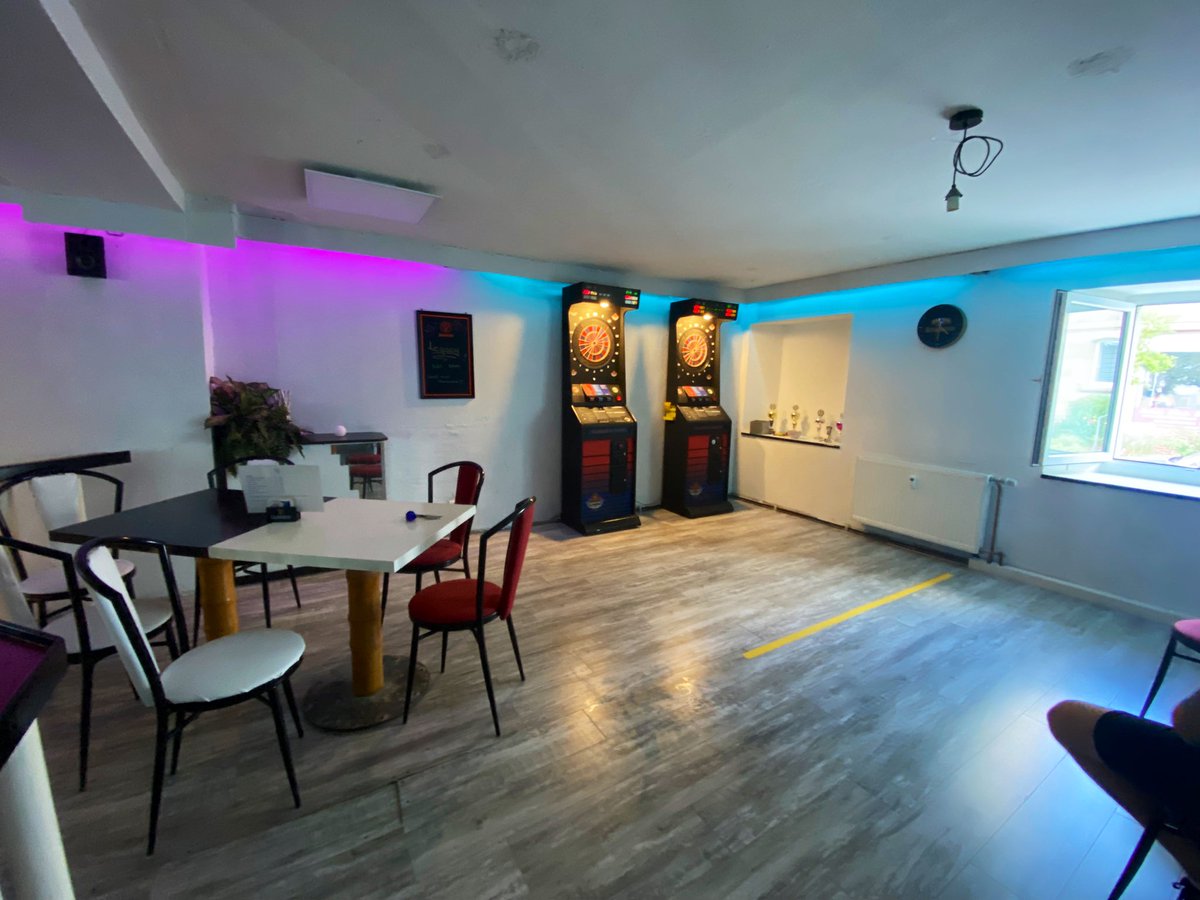 vE_Legacy's tweet photo. hier auch nochmal ein paar Eindrücke der Vendetta Bar für euch 😍

Falls ihr mal Lust habt zu den besten Preisen einen geilen Abend zu verbringen dann kommt ruhig mal vorbei 🔥

Bayreuther Str. 51
95469 Speichersdorf https://t.co/2SBL33BZfe