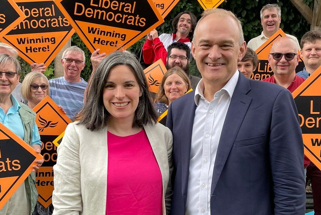 ALDC's tweet photo. It's not only the Blue Wall we want to smash.

Fantastic candidates like @LibDemLaura – who was recently re-selected to fight the key Lib Dem target of Sheffield Hallam in the next General Election – are also taking the fight to Labour.

Only 712 votes in it! 🔶 https://t.co/6tIzpt8kJM