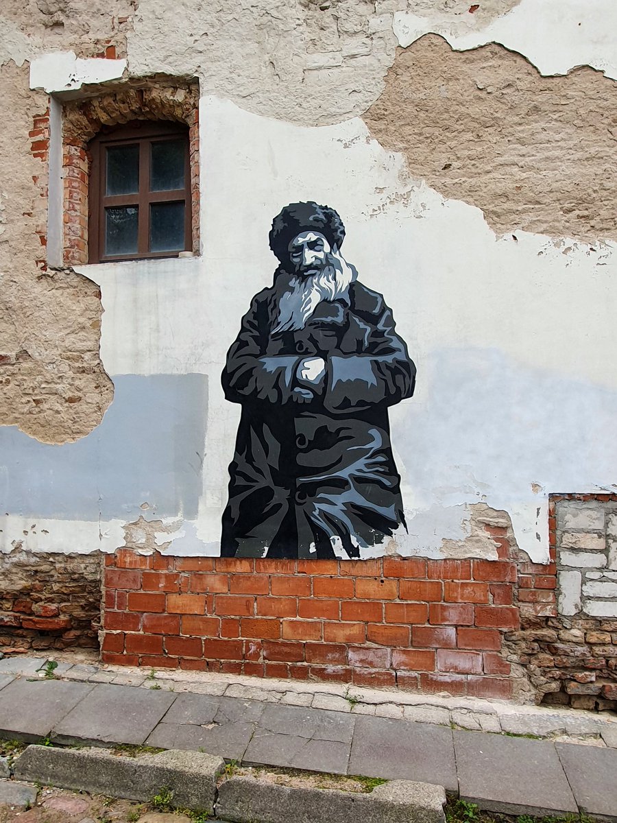 Tim Cycles The Coast tweet media