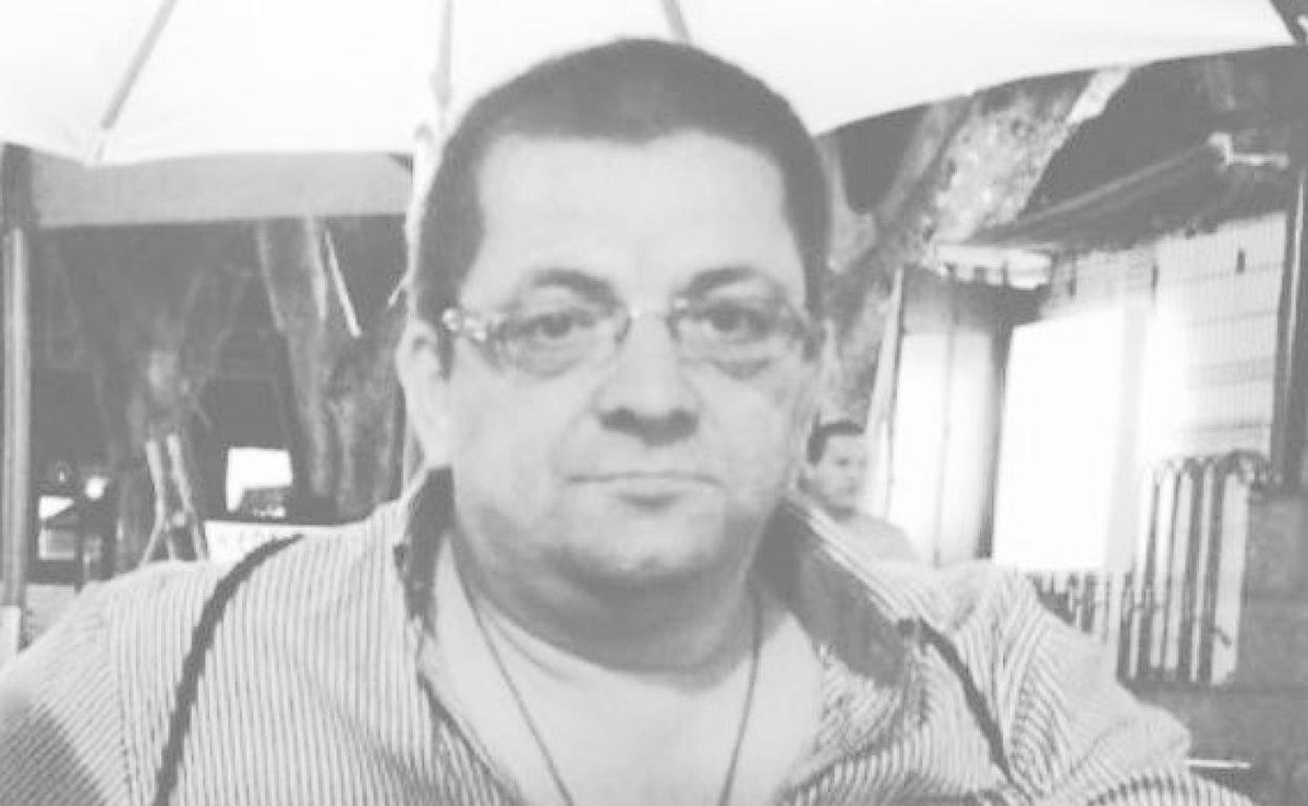 HernanExt's tweet photo. El barrendero se llamaba José Antonio Gonzalez, era extremeño. Murió con 60 años por ser obligado a trabajar a más de 40 grados. DEP. https://t.co/2sopR1lvth