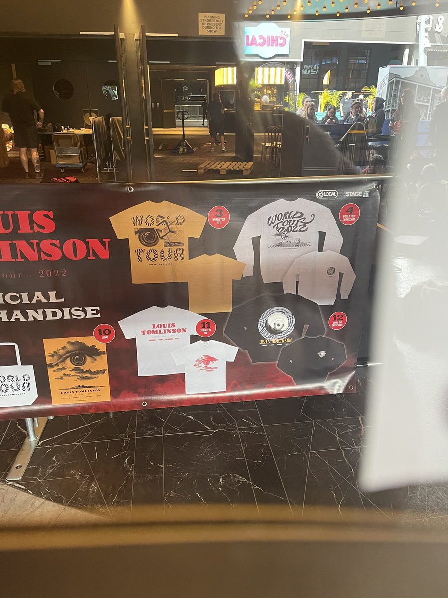 📲| Because it’s the Australian Leg Tour, you can buy new merch 👀 !
#LTWTBrisbane 

via: fall1ndefncless