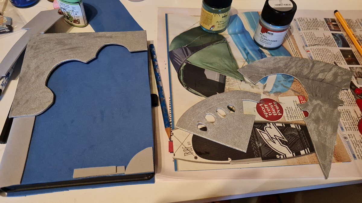 MagicRo11076397's tweet image. Die liebe Anna arbeitet momentan an ihrem Buch des Vanitas 💖 

@wcsgermany 
#VanitasNoCarte #wcsgermany #magicrose