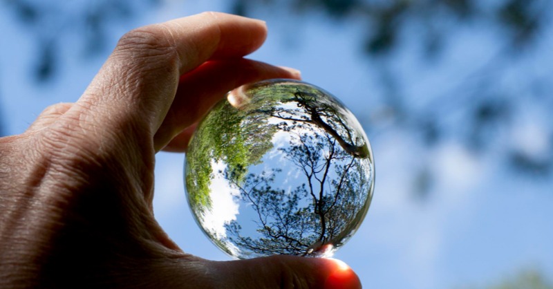 TE_GranEmpresa's tweet photo. Ante una emergencia climática que ya genera “#ecoansiedad”, como apunta la #OMS, llegan los “#ecocoach”, los Chief ESG Officers o la champion del medioambiente.
#TelefonicaEmpresas5G
@TelefonicaTech | @WHO | @uc3m | @RealBetis | @ecoembes
By @mertrak...