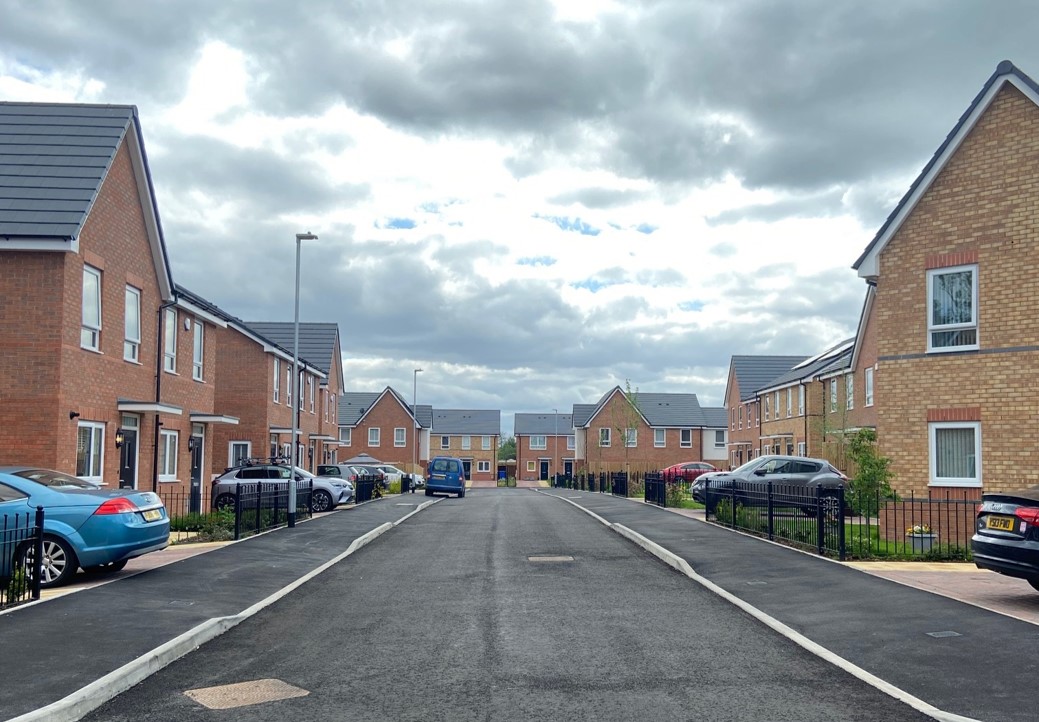 Morro_PS's tweet image. It’s nice to take a trip down memory lane or in this case, Old Hednesford Road. This site was completed at the start of the year for @CannockChaseDC and features 22 new build dwellings. It seems that everyone has settled in nicely.

#construction #affordablehomes #cannockchase