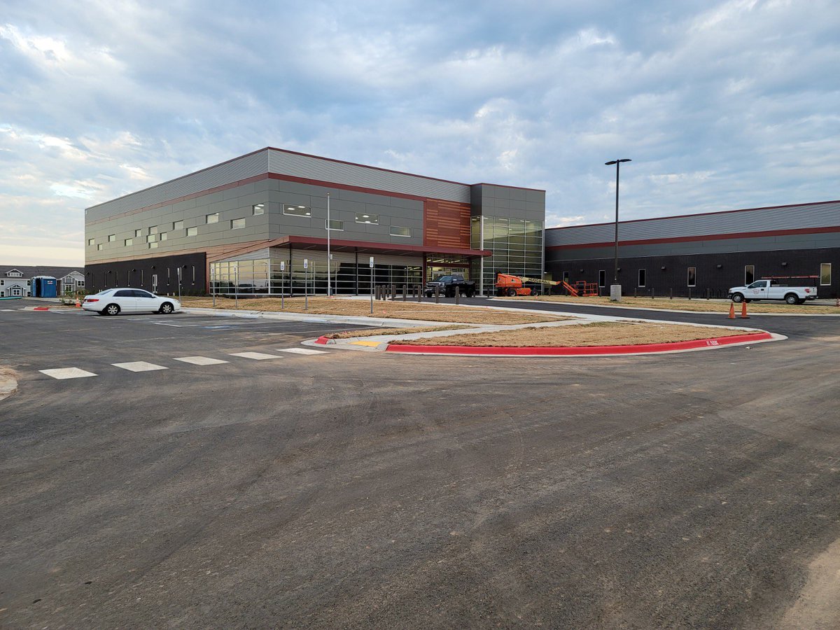 Well this one is a wrap. Founders Academy in Rogers Arkansas. This job had it all Acm panels  Pac-Clad Hwp and Flush seam along with Longboard. Great job guys