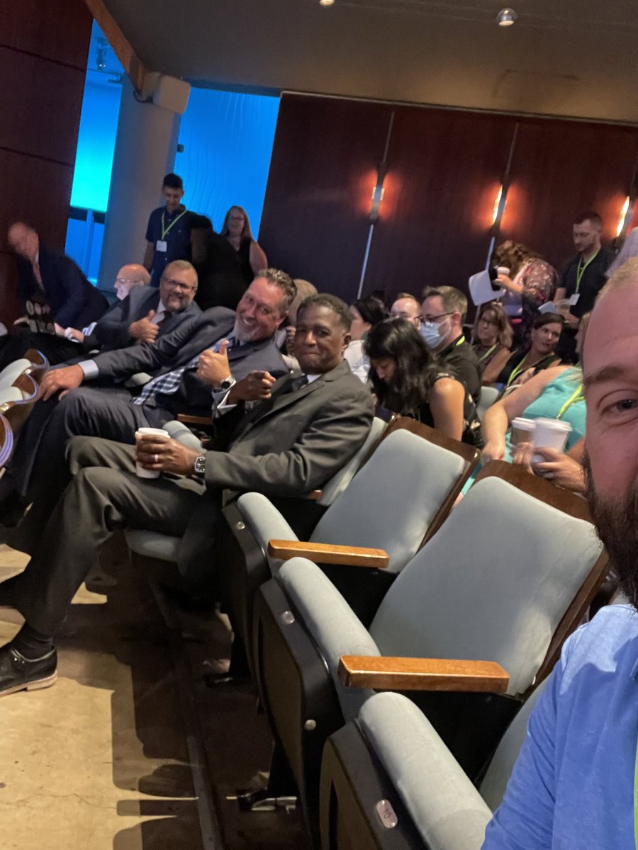 JohnHudson42's tweet photo. #ATPLC @SolutionTree @newfrontier21 @mikemattos65 @plugusin https://t.co/vAeakn5VnR
