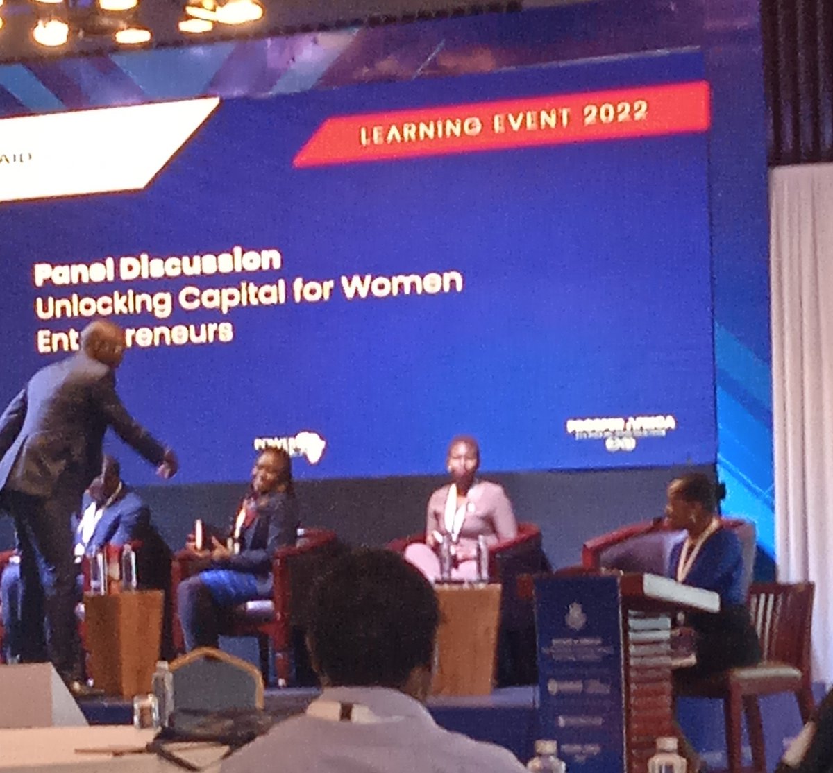 myniusline's tweet photo. Panel discussion on unlocking capital for women Entrepreneurs.
@gracenzou 
#USAIDKIMLearningEvent 
#Accessingimpactfinance https://t.co/dOh4j4OI8x