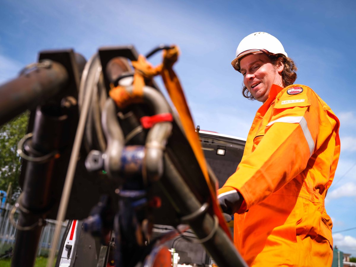 coladauk's tweet photo. Lovely to be out shooting in the sun, this time working out on site gathering content for a borehole logging company 🎥📸

#photography #photooftheday #love #instagood #instagram #photo #nature #picoftheday #like #follow #videoproduction #agency #media https://t.co/LnVh98jN7n