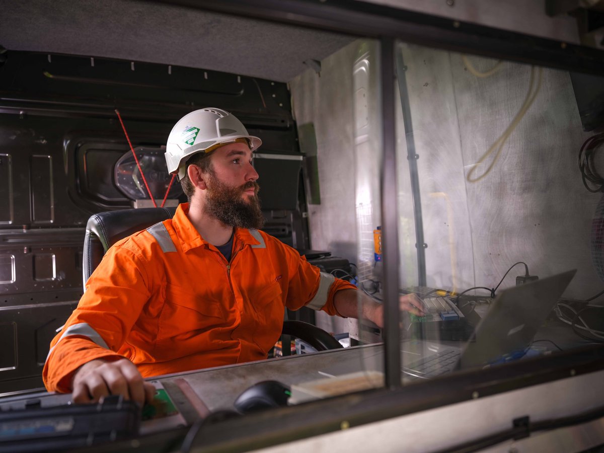 Lovely to be out shooting in the sun, this time working out on site gathering content for a borehole logging company 🎥📸

#photography #photooftheday #love #instagood #instagram #photo #nature #picoftheday #like #follow #videoproduction #agency #media