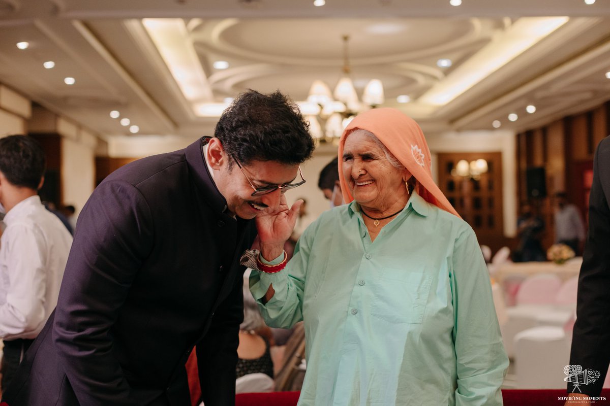 Sangram_Sanjeet's tweet photo. Thank you @shooterdadi ji for your graceful presence and blessed us on our big day. Lots of love and respect 🙏🤗
पाyal ke Sangराम ❤️ https://t.co/lwuwloHuMm