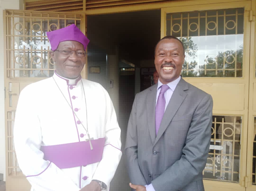 AhurraIvan's tweet photo. Today Gen. @mugishamuntu and a Values Driven delegation from @TheAllianceUG paid a Courtesy Visit to Rt. Rev. Wilberforce Kityo Luwalira the Bishop of @BishopsVoice and had a gracious sublime discussion about the governance &amp; prosperity of our Country. https://t.co/lYpPG7YOtA