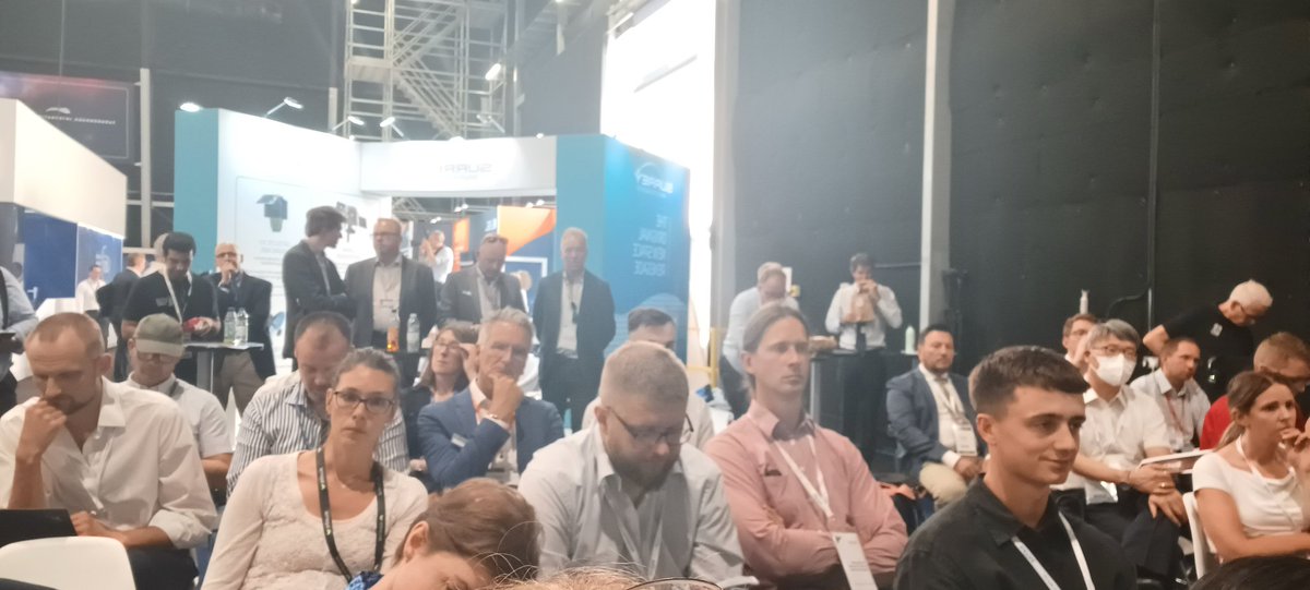 Panel of our members @KTNUK <a href="/SatAppsCatapult/">Satellite Applications Catapult</a> <a href="/satellitevu/">SatVu</a> <a href="/TelespazioUK/">Telespazio UK</a> <a href="/AssimilaLtd/">Assimila</a> speaking to a packed audience in the #SpaceZone Theatre <a href="/FIAFarnborough/">Farnborough Airshow</a> today for 'Meeting #netzero with the power of #space' #FIA2022