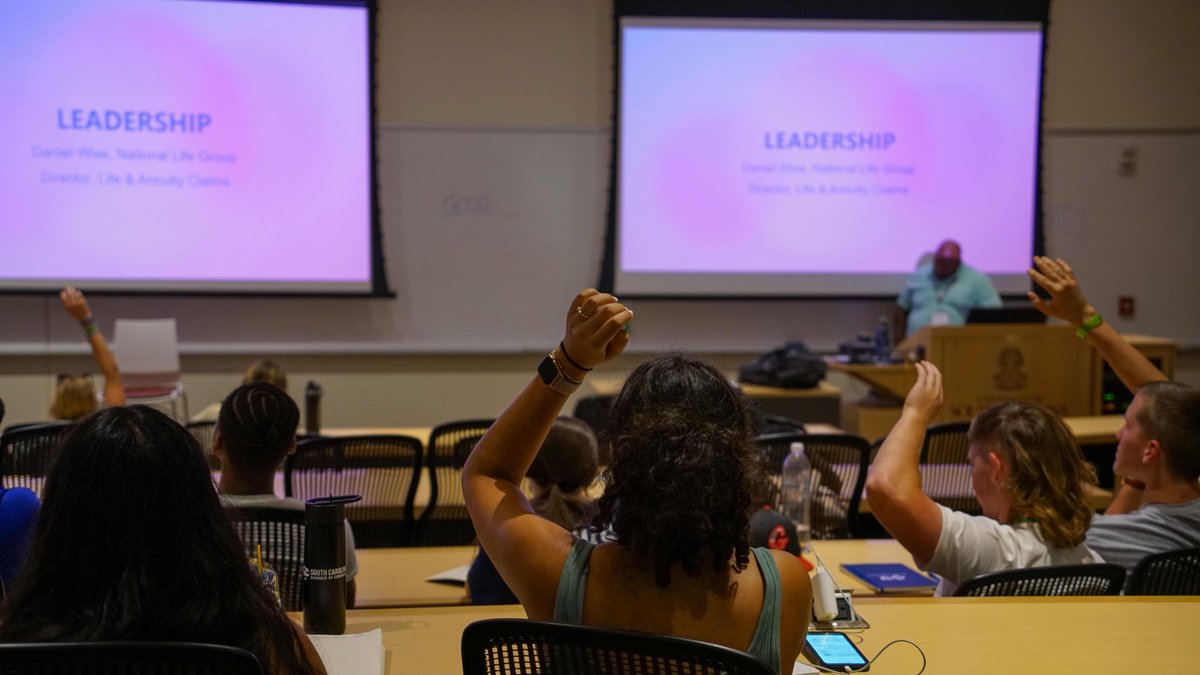 SC Business Week tweet media