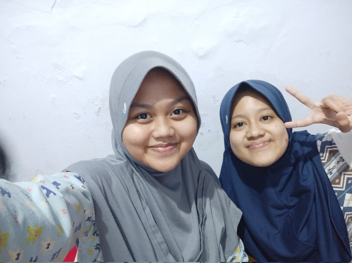 HashifahD's tweet photo. Day 9
#UniversitasAirlangga 
#KKNBBM66UNAIR
#UNAIRWCU
#GLOBALSDG's
#SDG
#UNAIRFORSDG's
#Unairmengabdi 
#Tamansari-Mumbulsari-Jember https://t.co/c9487OTlRb