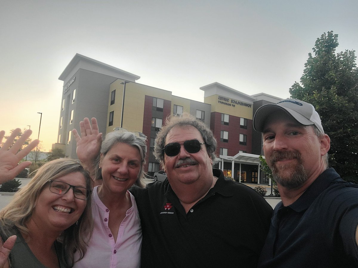 BootscootinGMaw's tweet photo. We snuck in one last visit before these awesome folks before they head back across the pond! @hkerkhofs
@74Booger
#ccchat #TwitterFriends https://t.co/gbQkaAZSmF