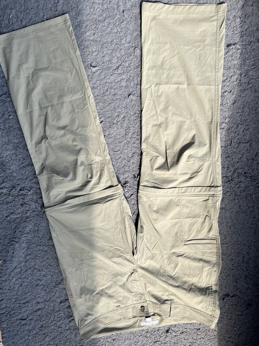 ahmed_hiking's tweet photo. Walking stick,hiking trousers,down jacket.#Moreinstock https://t.co/KLos1vStio