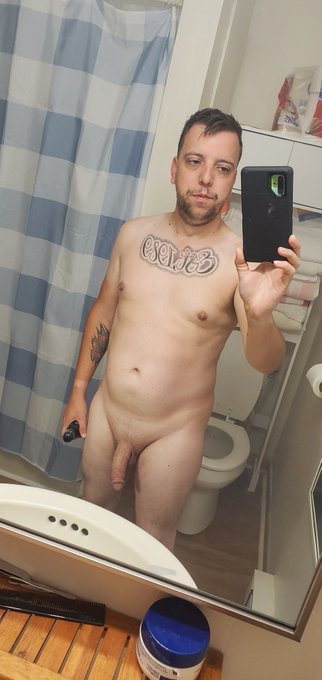 Hope everyone has a great naked Tuesday! https://t.co/jHIfWyK04u