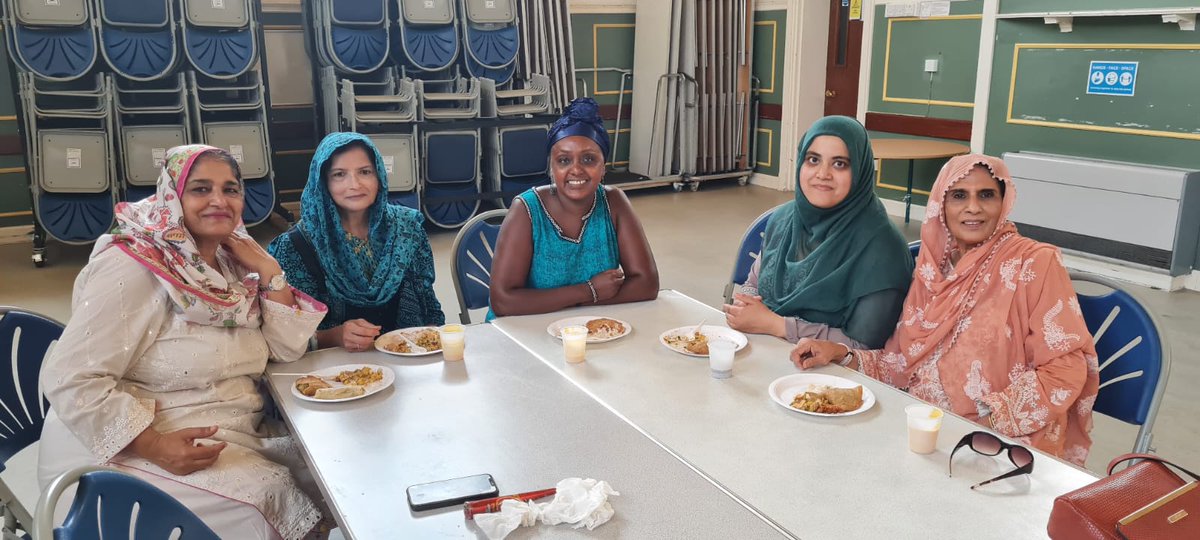 QPCOBEDFORD's tweet image. .Today was the end of term for the Khush Haal group, well done to everyone who volunteers, it looks like you had fun 😀. The group will start back on Tuesday 6 September from 10.30am at the Queen's Park community centre, lots of activities planned such as 
@JohnBunyanBoat 🙌